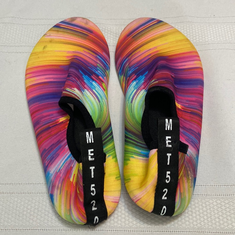 Met520 Beach, Pool, Water Shoes EUC size 36/37